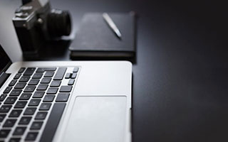 半岛体育-易建联19-20赛季扣篮集锦，86记扣篮劲爆十足